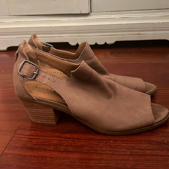 Lucky Brand open toe wedge - Picture 1 of 4
